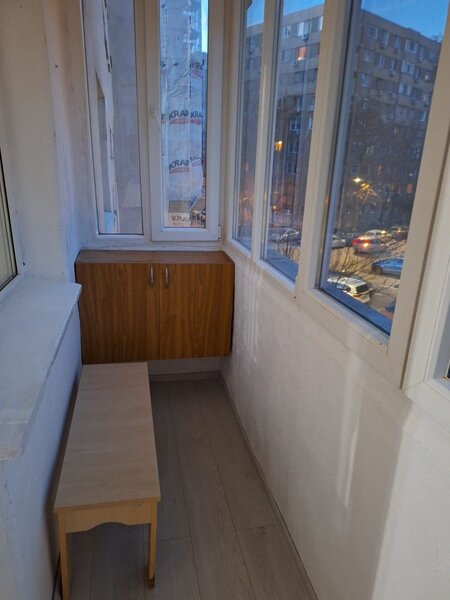 Berceni, Aparatori, Univ. Spiru Haret, 3 min de metrou, ac, tv, renovat